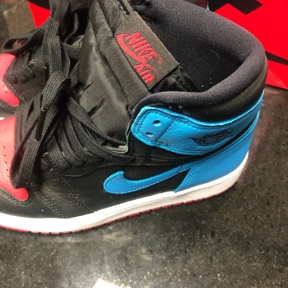 Sz 6y Nike Air Jordan 1 Retro High OG 